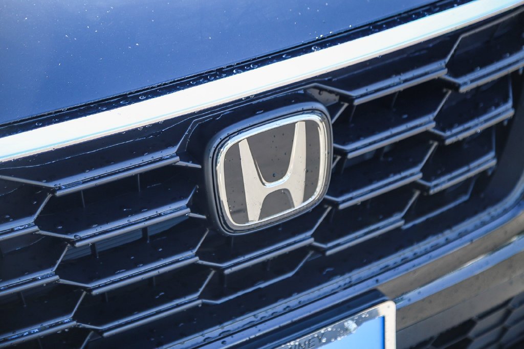 New 2026 Crystal Black Pearl Honda LX image 12