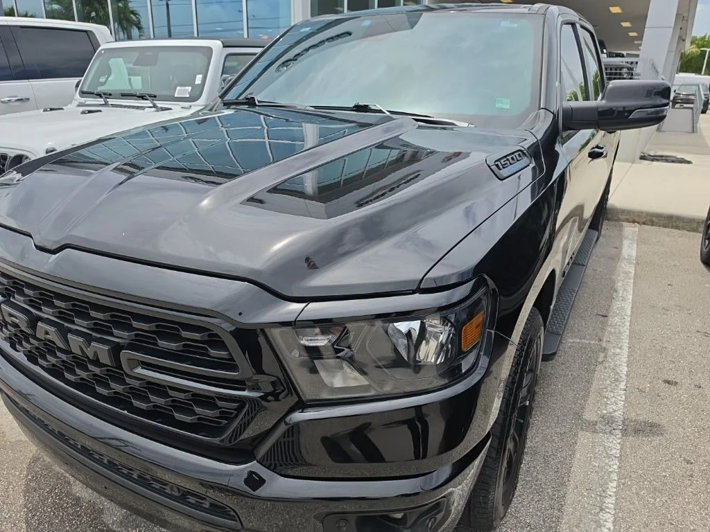 2024 RAM 1500 Big Horn/Lone Star Crew Cab 5'7's photo