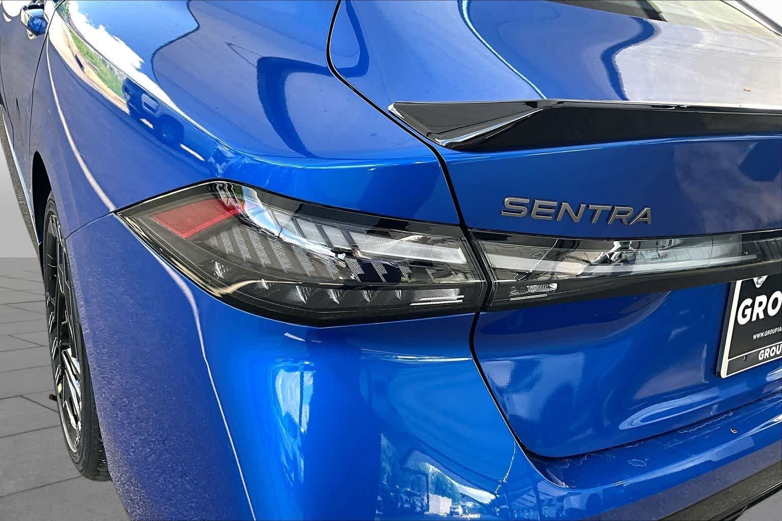 New 2026 Bluestone Pearl / Super Black Two-tone Nissan SR image 12