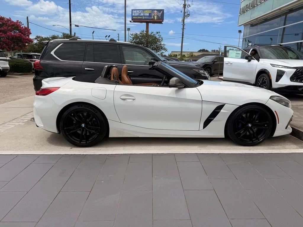 Used 2020 White BMW sDrive M40i image 5