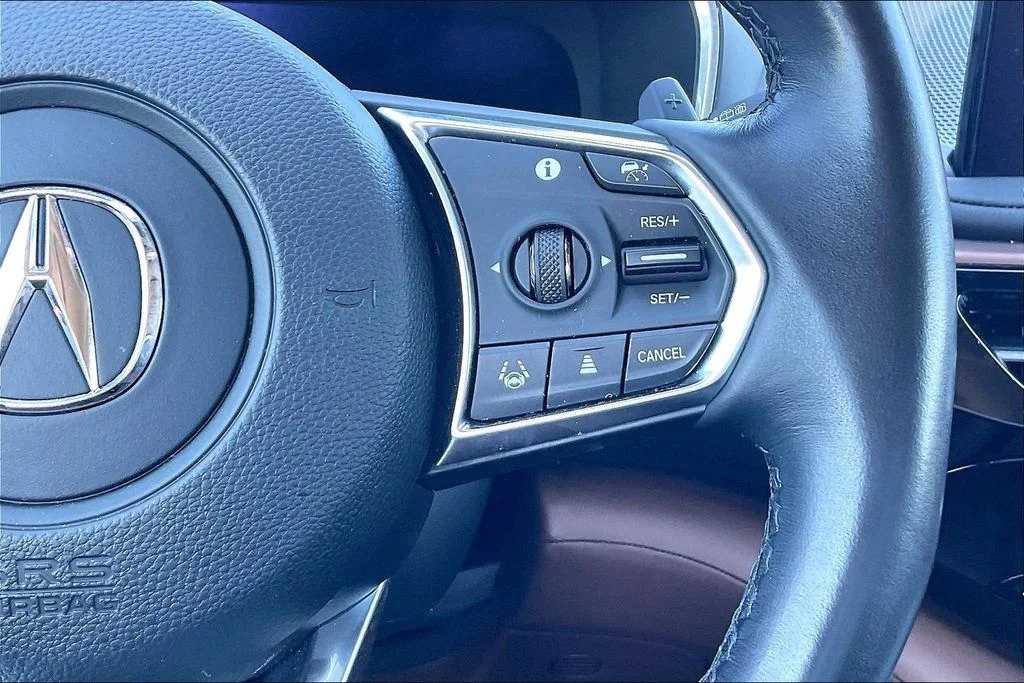 Used 2025  Acura Technology Package image 11