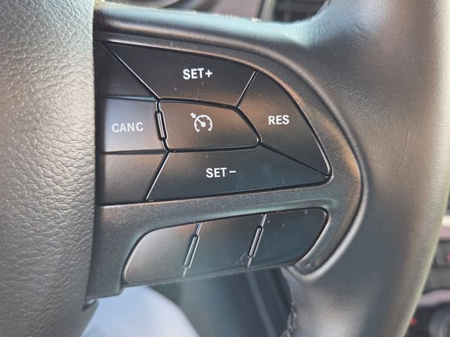 Used 2018 Gray Dodge SXT image 22