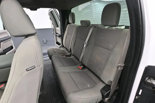 Used 2019 White Ford XL image 33