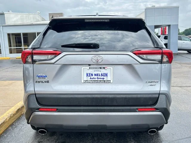 Used 2019 Silver Sky Metallic Toyota Limited image 8