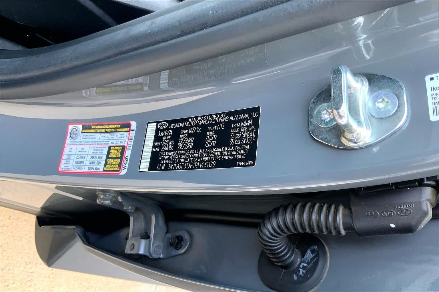 Used 2024 Hampton Gray Hyundai SEL image 34