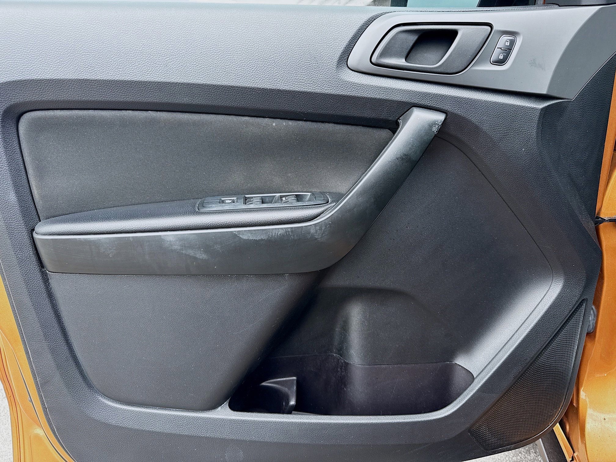 Used 2019 Saber Metallic Ford XL image 19