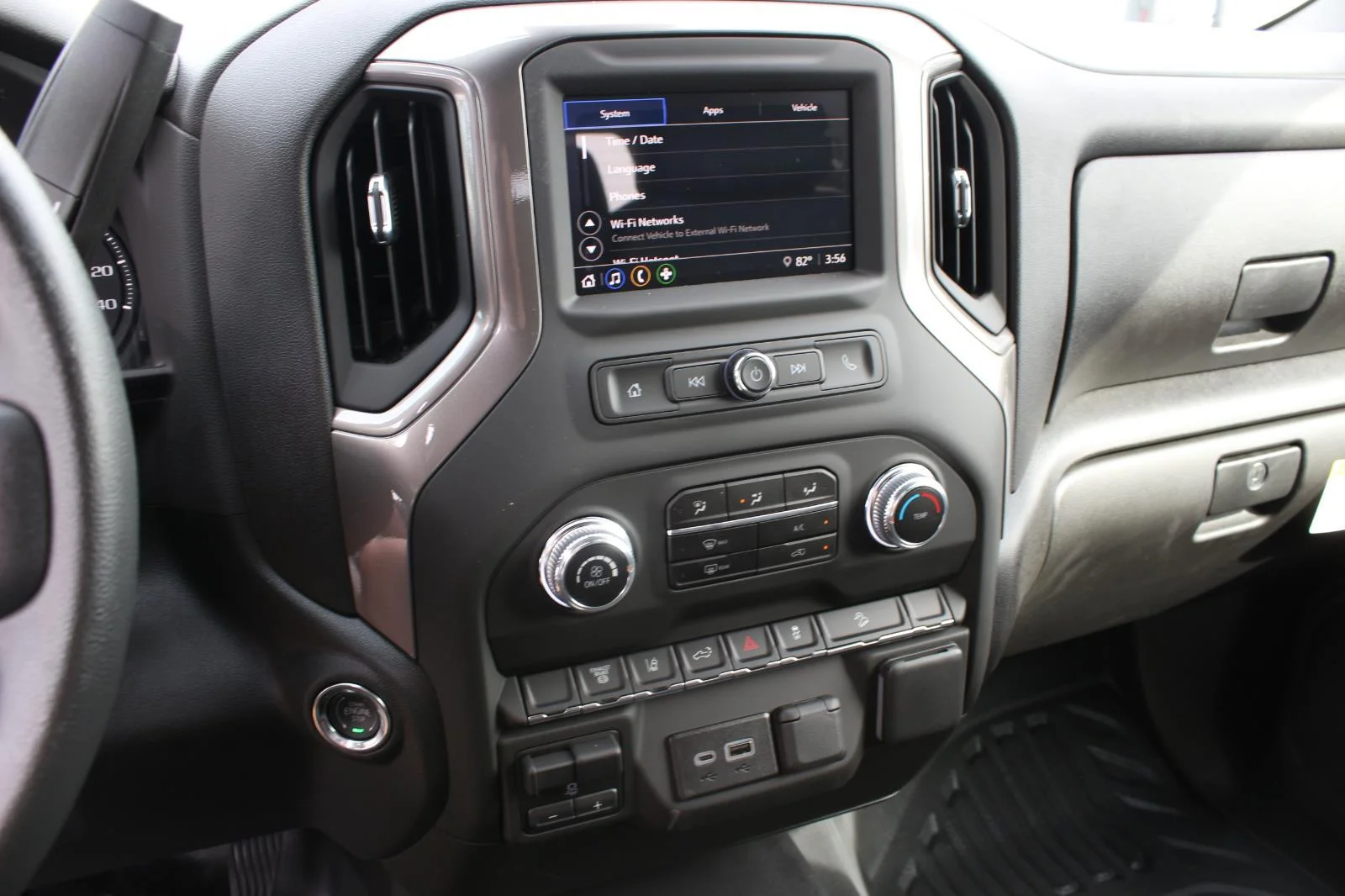 New 2025 Summit White GMC Pro image 26