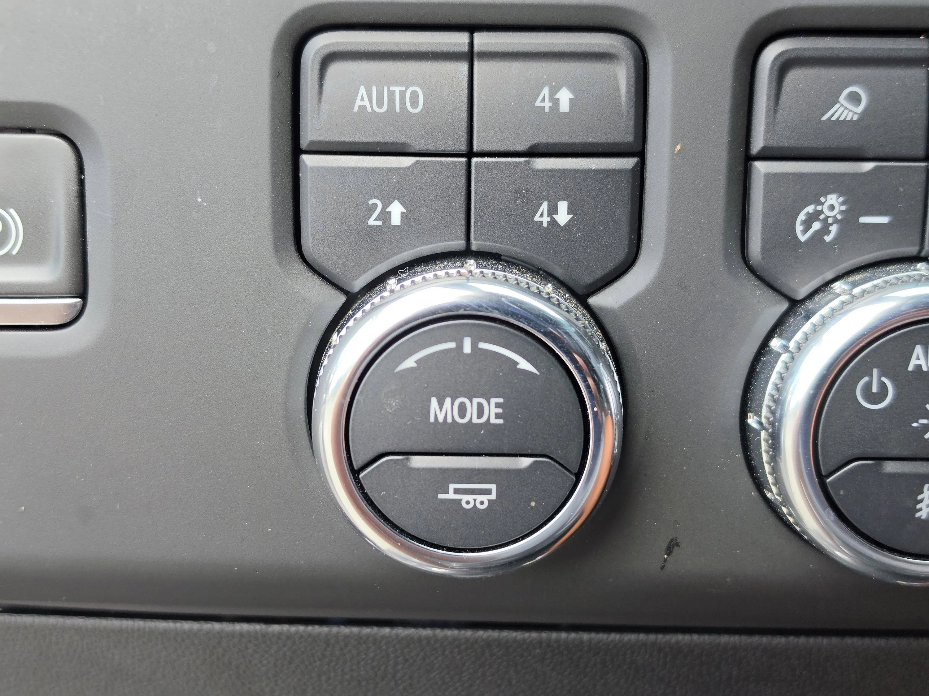 Used 2024 Sterling Metallic GMC Denali image 30