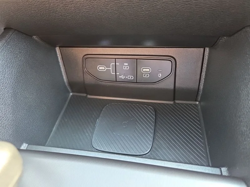 Used 2026 White Kia EX image 36