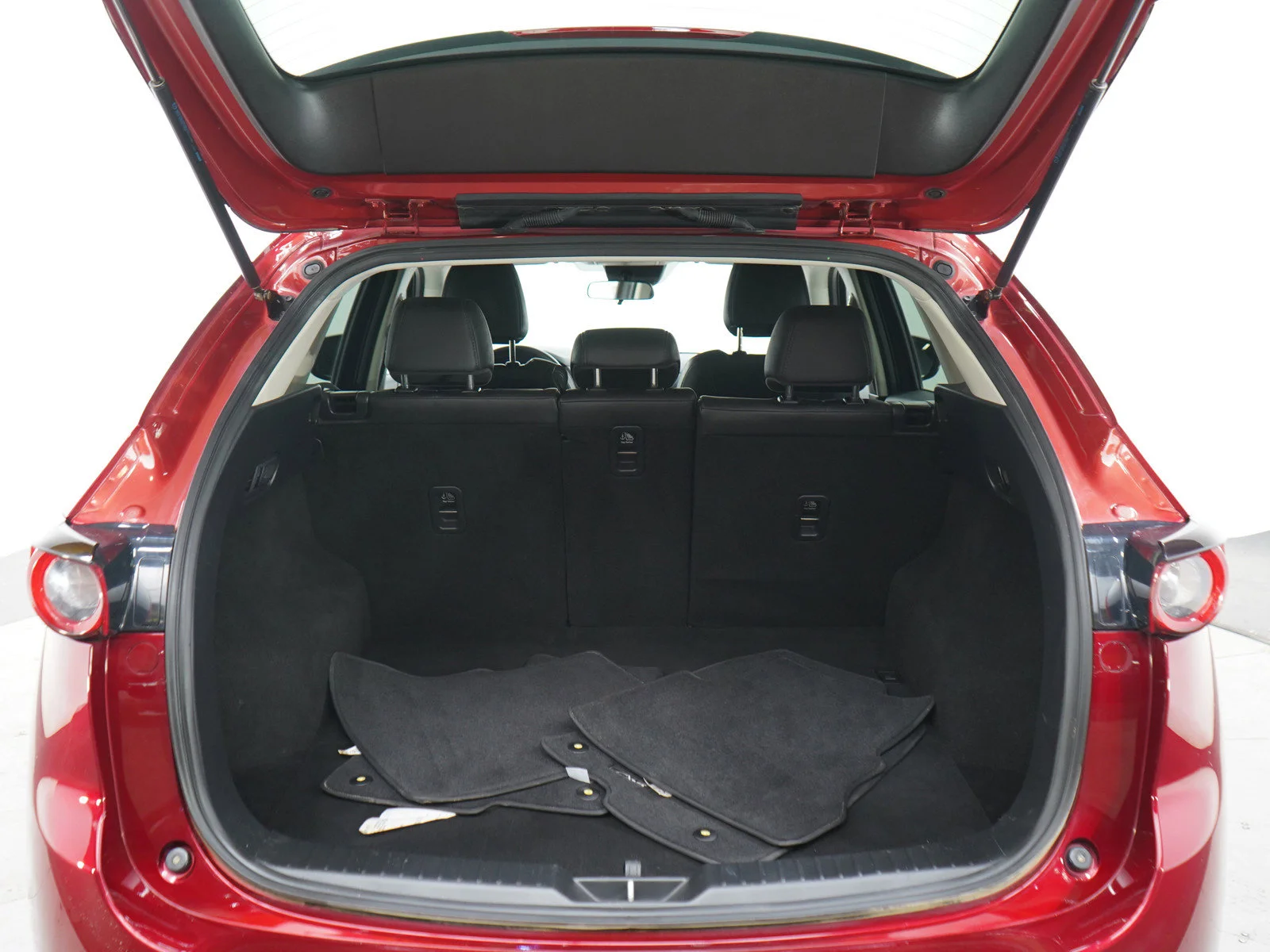 Used 2019 Soul Red Crystal Metallic Mazda Touring image 16