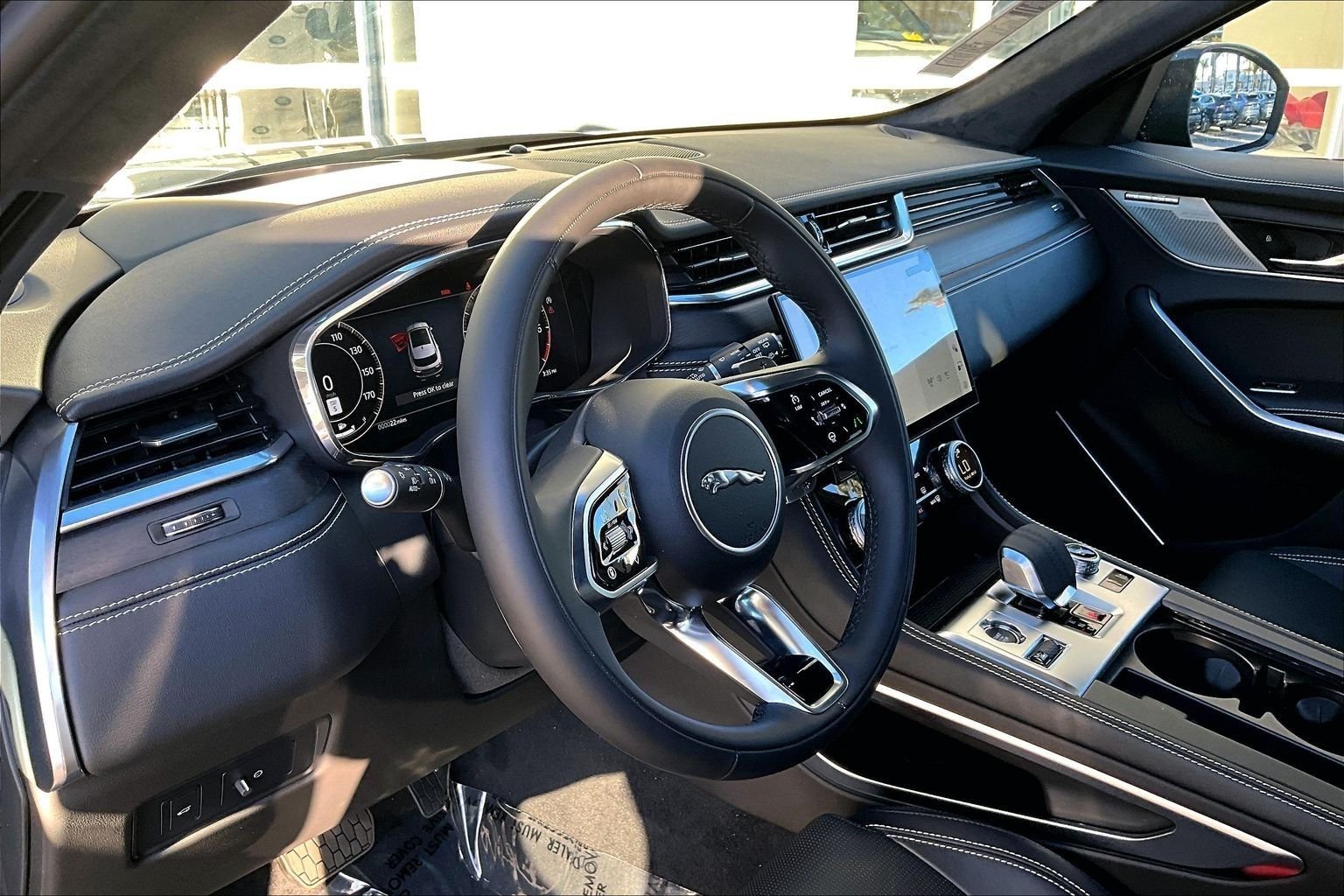 2026 Jaguar F-Pace R-Dynamic S - Photo 6