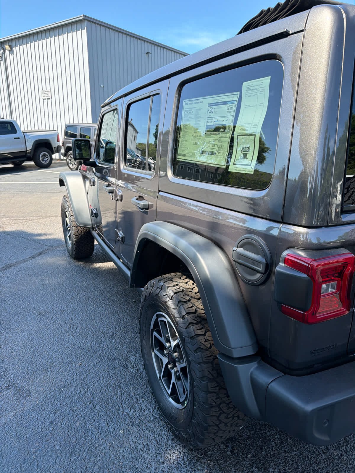 New 2026 Granite Crystal Metallic Clearcoat Jeep Rubicon image 15