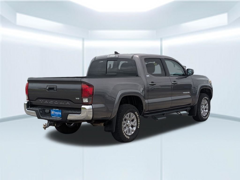 Used 2018 Gray Toyota SR5 image 6