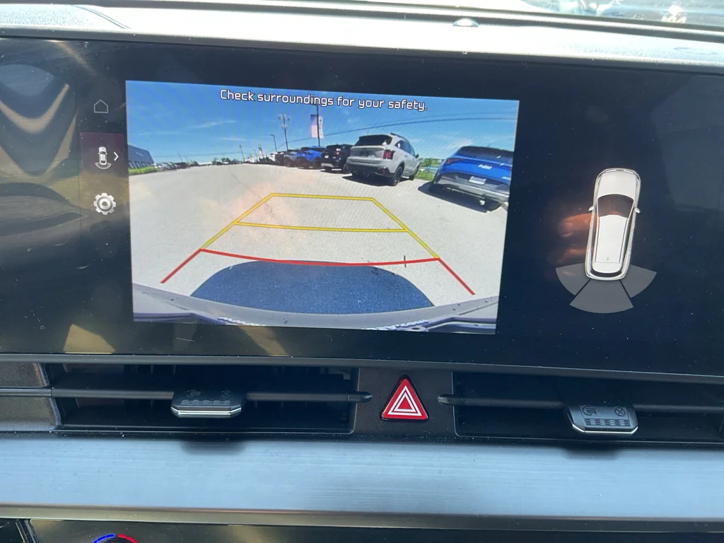 Used 2023 Glacial White Pearl Kia EX image 22