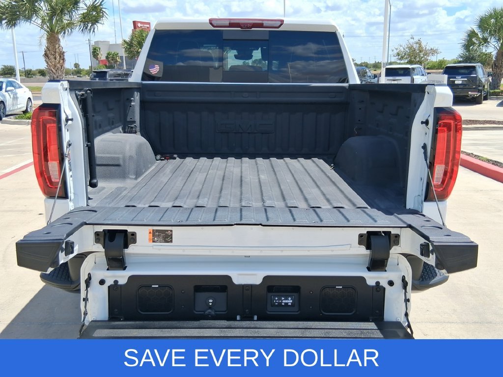 Used 2025 White GMC AT4X image 8