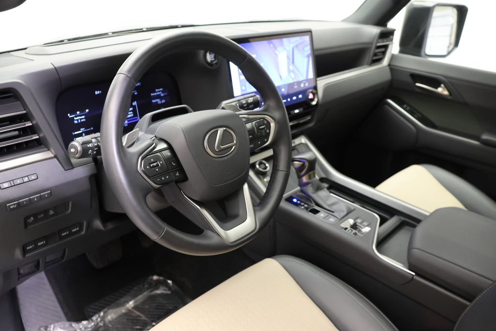 2025 Lexus GX Overtrail - Photo 30