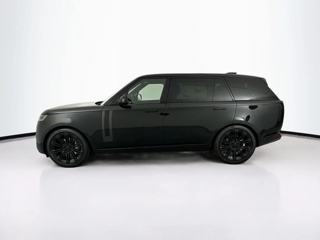 New 2026 Santorini Black Land Rover SE image 8