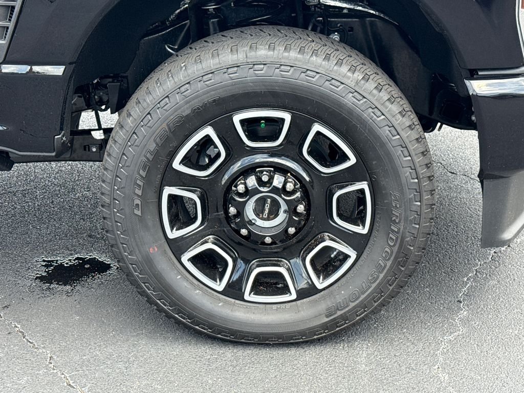 New 2026 Black Ford Platinum image 12