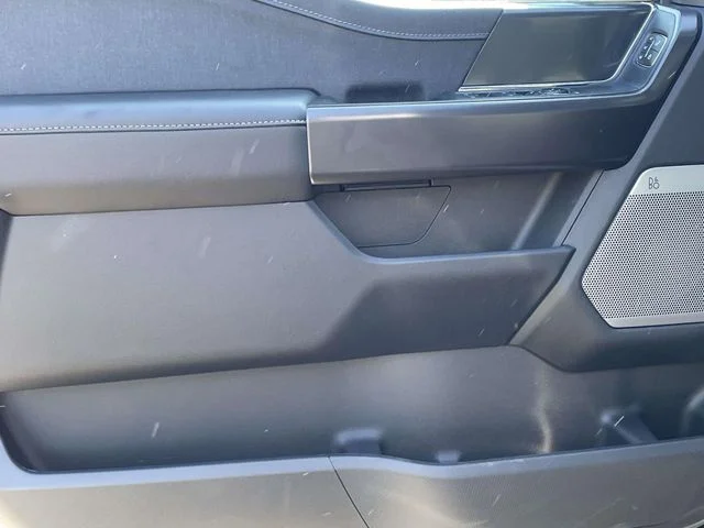 New 2026 Iconic Silver Metallic Ford Lariat® image 14