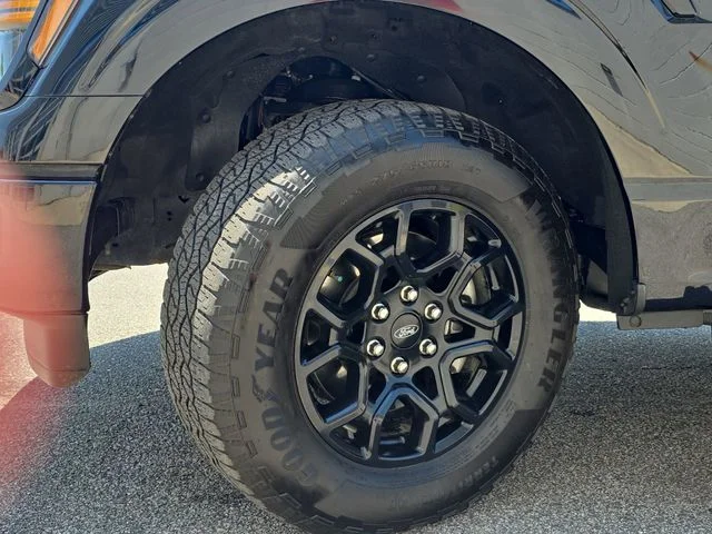 Used 2024 Black Ford XLT image 33