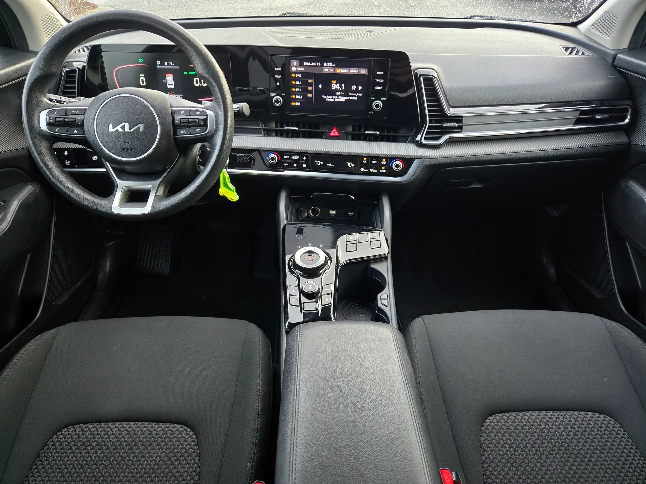Used 2023 Fusion Black Kia LX image 9