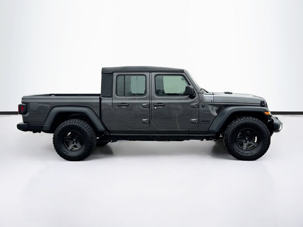 Used 2023 Grey Jeep Sport image 4