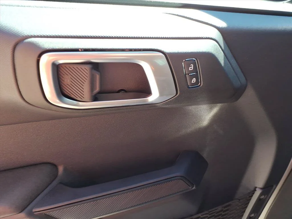 New 2026 Avalanche Gray Ford Big Bend® image 17