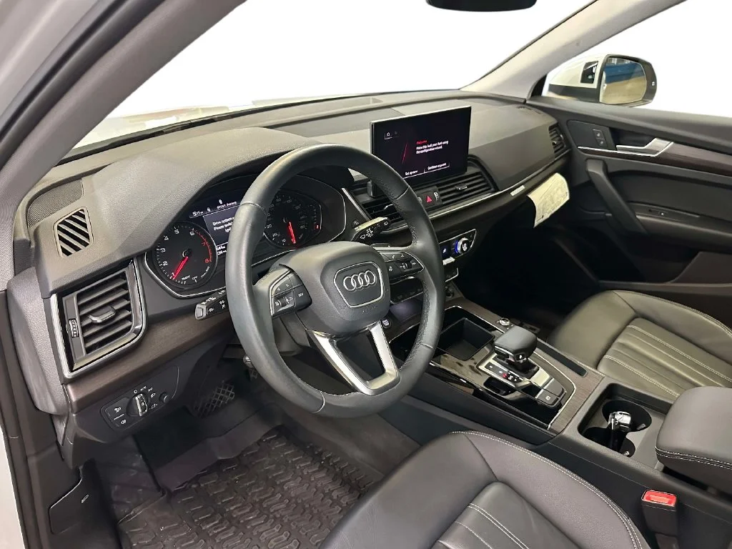 Used 2023 White Audi 45 S line Premium image 13