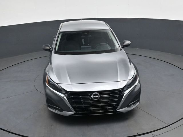 Used 2024 Gray Nissan 2.5 SV image 30