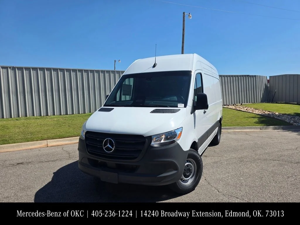 2026 Mercedes-Benz Sprinter 2500 144 WB's photo