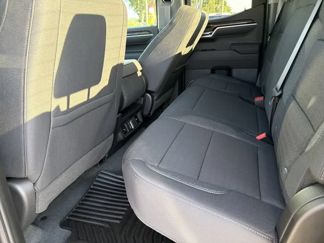 Used 2026 Onyx Black GMC Elevation image 13