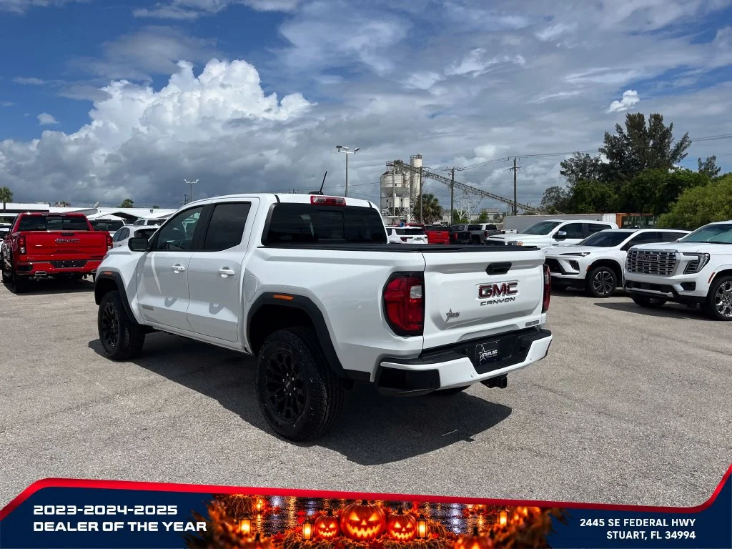 New 2026 Summit White GMC Elevation image 5