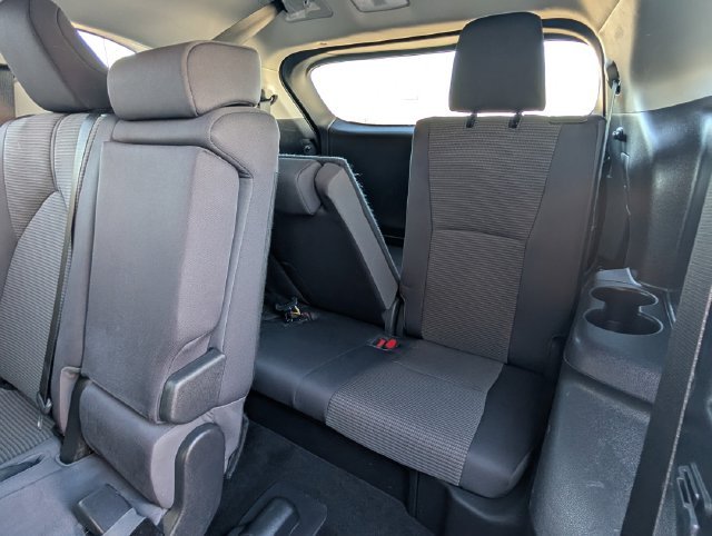 Used 2023 Off-white Toyota LE image 20