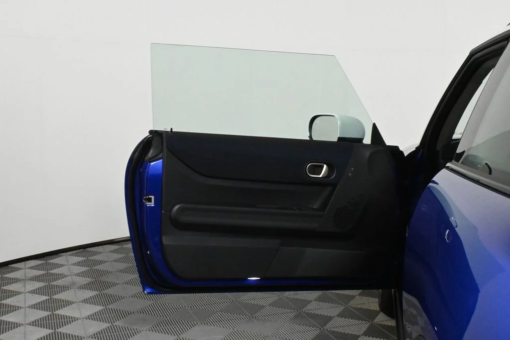 Certified Used 2025 Blue MINI  image 28