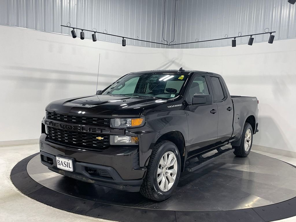 Used 2019 Brown Chevrolet Custom image 8