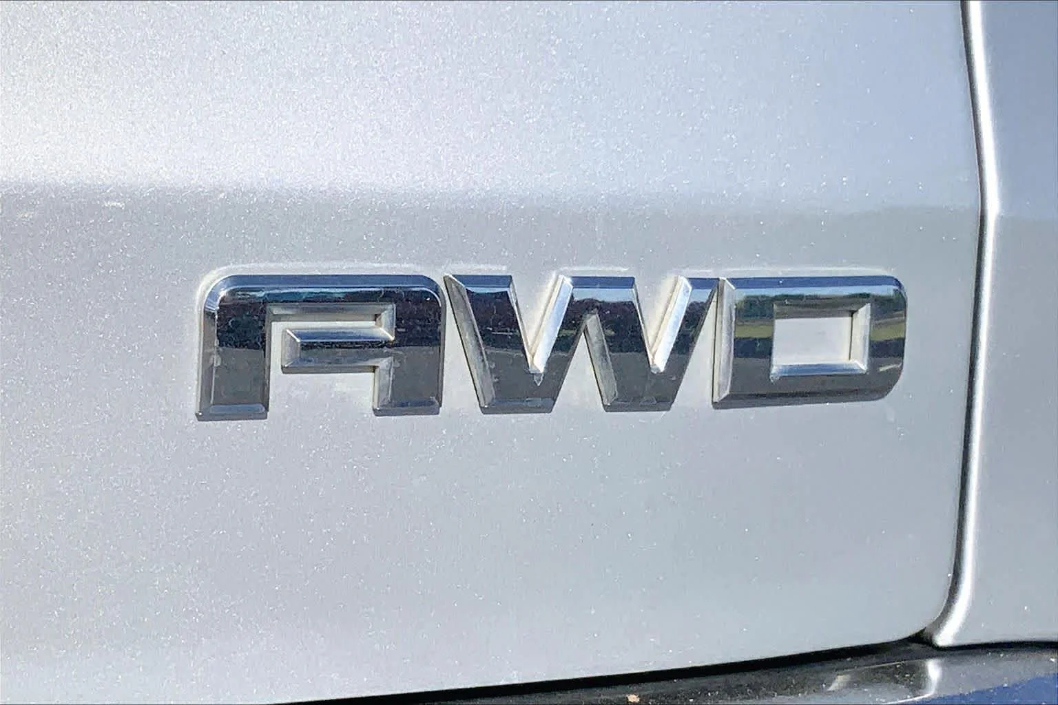 Used 2011 Quicksilver Metallic GMC SLT1 image 9