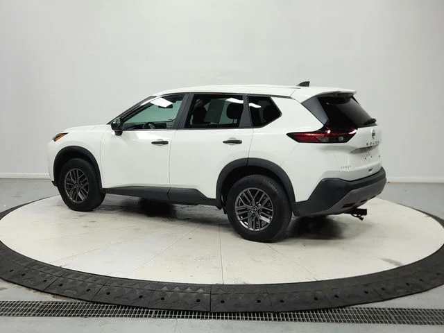 Used 2023 White Nissan S image 6