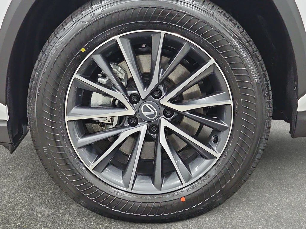 New 2026 Ultra White Lexus PREMIUM image 31