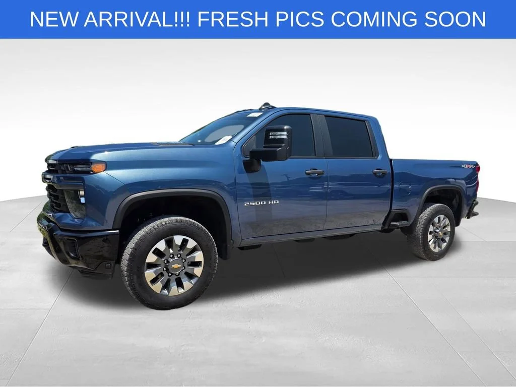 Used 2025 Lakeshore Blue Metallic Chevrolet Custom image 2
