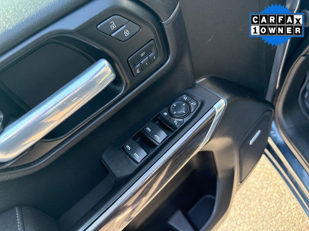 Used 2021 Shadow Gray Metallic Chevrolet LTZ image 28