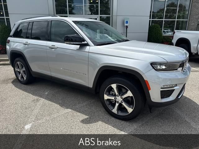 New 2024 Silver Zynith Jeep Base 4xe image 8