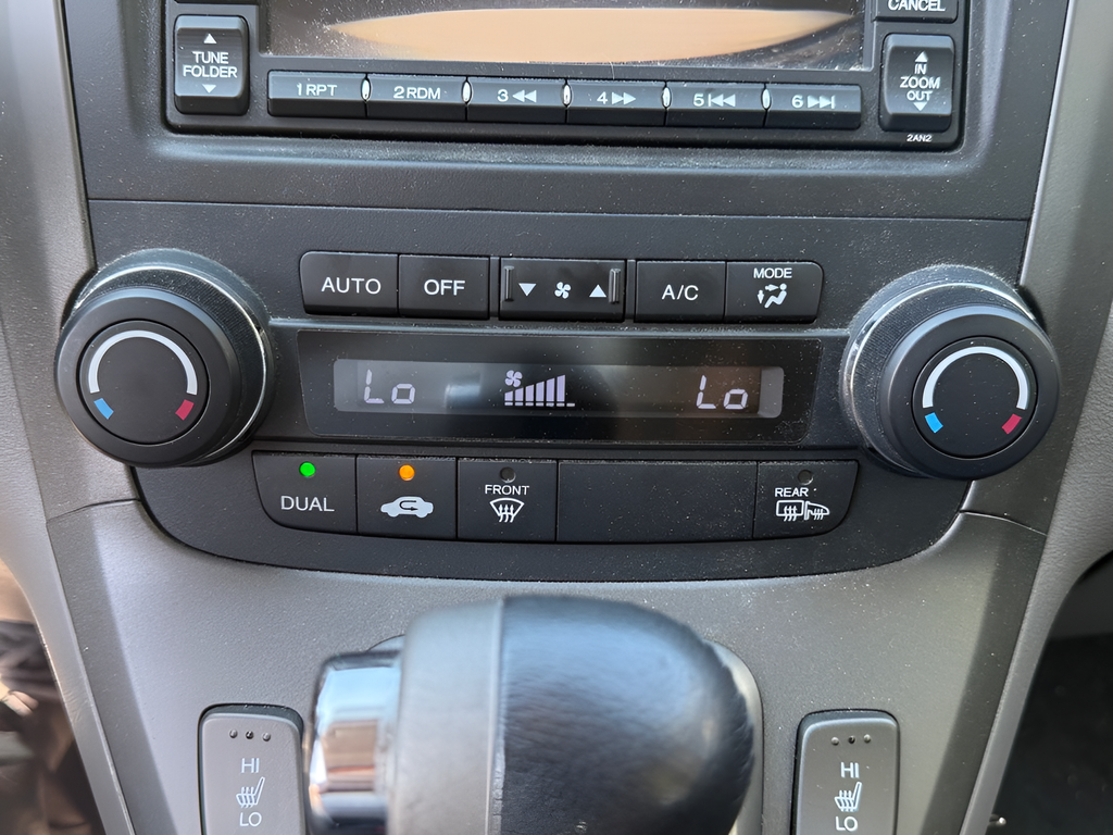 Used 2011 White Honda EX-L image 27
