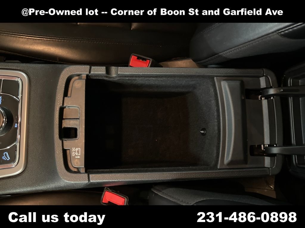 Used 2021 Blue Jeep Limited image 26
