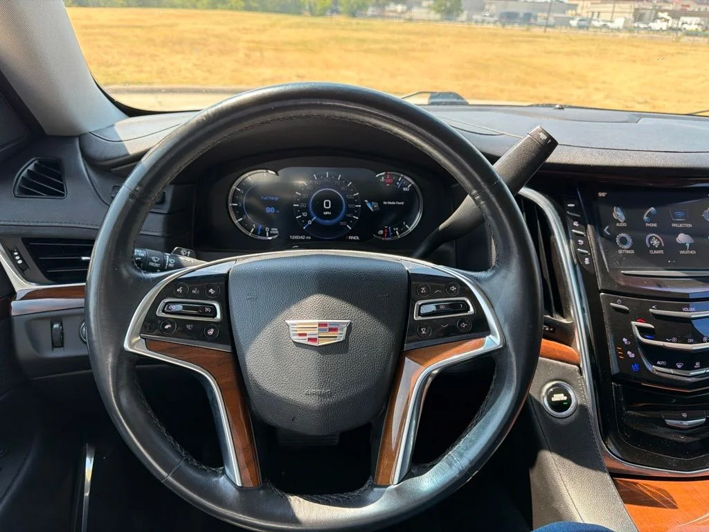 Used 2017 White Cadillac Luxury image 23