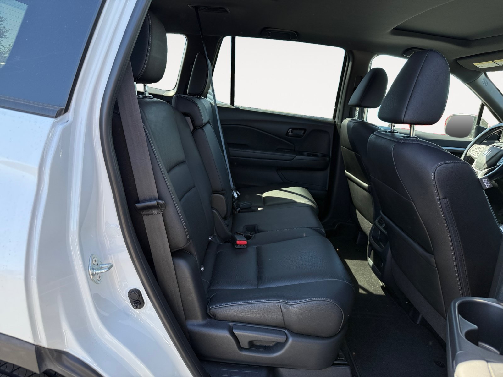 Used 2022 White Honda EX-L image 18