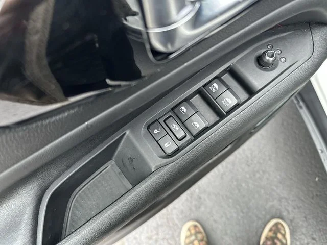 2025 Jeep Compass Trailhawk - Photo 17
