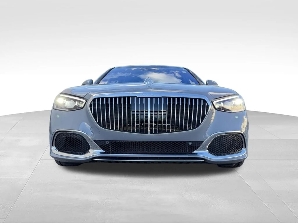 Used 2022 Gray Mercedes-Benz Maybach S 580 image 5