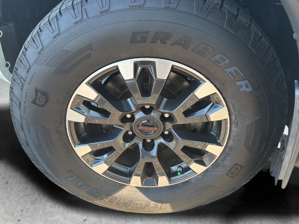 Used 2021 White Nissan PRO-4X image 57
