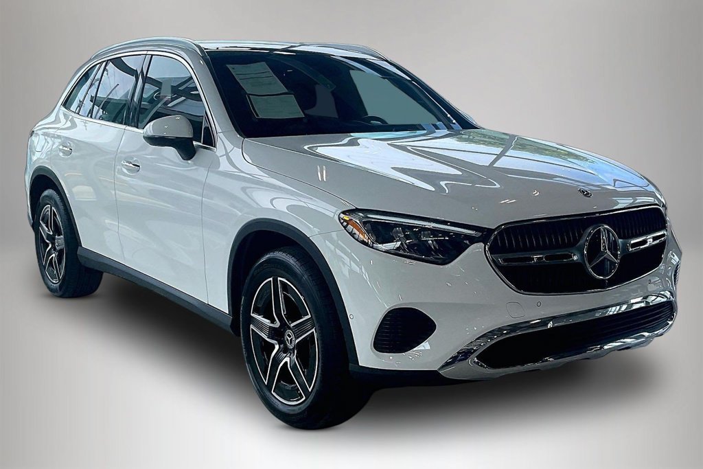 2026 Mercedes-Benz GLC Base