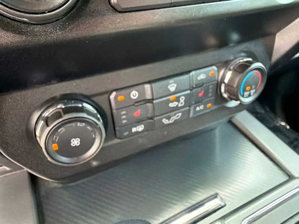 Used 2020 White Ford XLT image 26